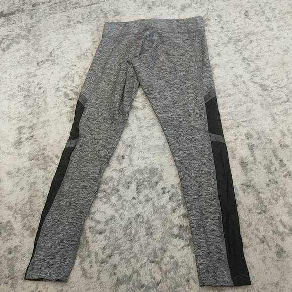 Pink Victoria's Secret leggings with mesh - Picture 2 of 8